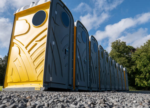 Best VIP or Luxury Restroom Trailers  in Daisetta, TX