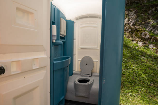 Best Restroom Trailer for Corporate Events  in Daisetta, TX